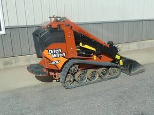 lot 15 image: 2023 Ditch Witch SK800