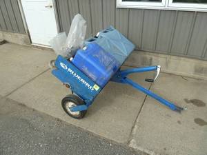 lot 80 image: Bluebird Aerator Pull Type