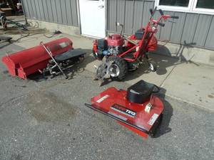 lot 85 image: Turf Tec Multi Machine #1305