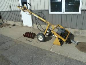 lot 86 image: Easy Auger- Hydraulic Post Hole Auger