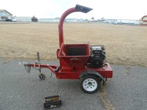 lot 93 image: Toro Wood Chipper Model# BC25