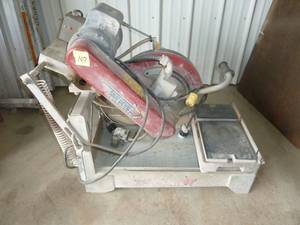 lot 107 image: Stone Saw Devil Tile Saw