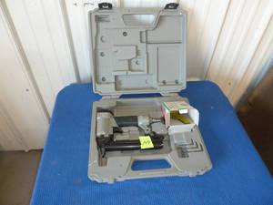 lot 144 image: Porter Cable Underlayment Staple Gun