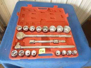 lot 179 image: 21 Piece Socket Set 34 Drive