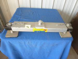 lot 186 image: Floor Jack Beam 2 Ton