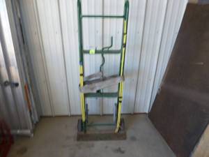 lot 202 image: Appliance 2 Wheel Dolly Green