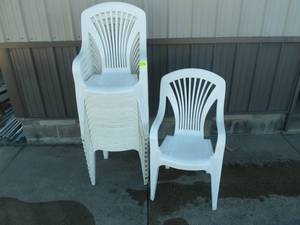 lot 236 image: Party Chairs White