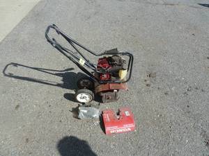 lot 252 image: Honda Tiller Parts FG-100