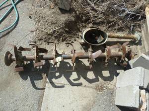 lot 263 image: Tiller Gear Box & Tines