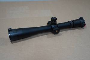 lot 10 image: Leupold Mark 4 3.5-10 x 40mm LRT Rifle Scope