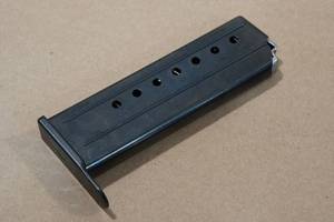 lot 43 image: 8 Round 9mm Magazine for Heckler & Koch P7 Pistol