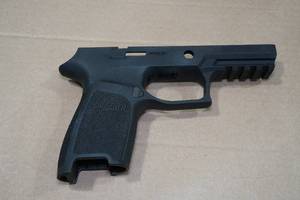 lot 77 image: Sig Sauer Compact Medium Pistol Grip