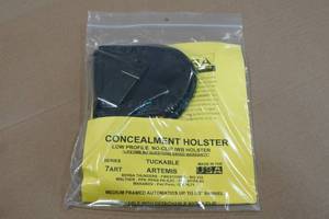 lot 123 image: Remora 7ART Tuckable Holster for Medium Frame Pistols