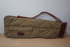 lot 138 image: Boyt Canvas and Leather Gun Case