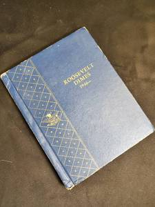lot 21 image: Roosevelt Dime Collection Folder 1946 to Present