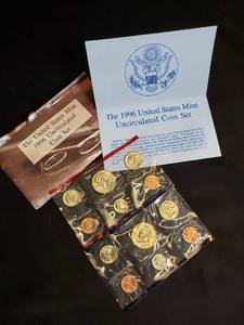 lot 25 image: 1996 United States Mint Uncirculated Coin Set