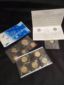 lot 26 image: 1999 United States Mint Uncirculated Coin Set with Original Packaging
