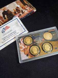 lot 45 image: 2007 United States Mint Presidential $1 Coin Proof Set