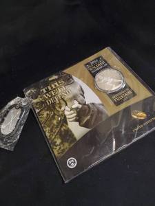 lot 98 image: 2022 U.S. Army Silver Dollar with Certificate and Dog Tag