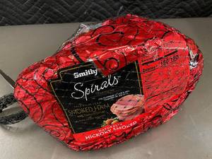 K - Smithy Spirals Hickory Smoked Ham with Natural Juices Approx 9lbs