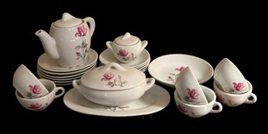 lot 202 image: Japanese Childrens Tea Set with Cups, Plates, Platter, Teapot and More