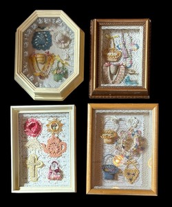 lot 186 image: Petite Framed Crocheted Items