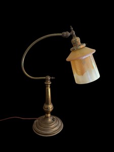 lot 219 image: Vintage Art Deco Style Table Lamp