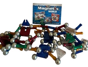 lot 222 image: Collection of Vintage Childrens Toys