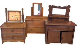 lot 253 image: Three Vintage Wooden Doll Dressers