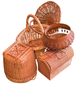 lot 282 image: Fabulous Selection of Decorative Baskets