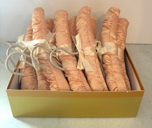 lot 423 image: Vintage Childrens Satin and Bow Hangers