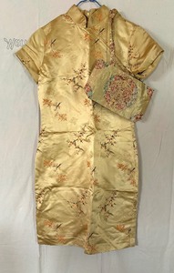 lot 452 image: Asian Style Dress with Coordinating Handbag