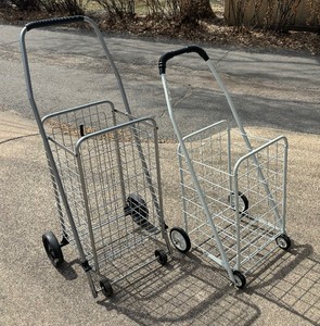 lot 516 image: Two Foldable Carts