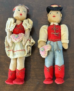 lot 555 image: Two Handcrafted Hungarian Dolls
