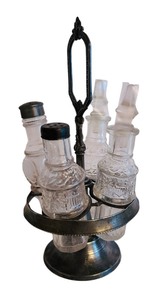 lot 460 image: Vintage Glass & Pewter Childs Cruet Set
