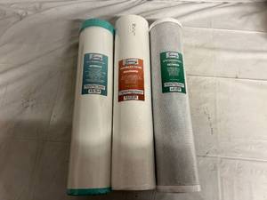lot 17 image: iSpring F3WGB32BM 4.5 x 20 3-Stage Whole House Water Filter Set