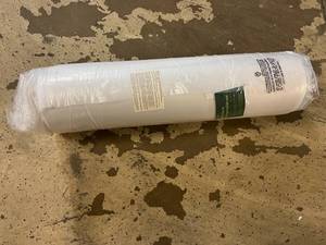 lot 20 image: Twin Sized ZINUS 5 Inch Green Tea Memory Foam Mattress