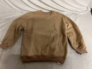 lot 49 image: Onlylan Oversized Sweatshirt - Small