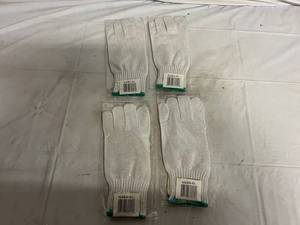 lot 146 image: 12 Pack of Medium Sized Cut Resistant White Gloves