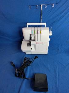 lot 239 image: SINGER S0100 Serger Sewing Machine - White