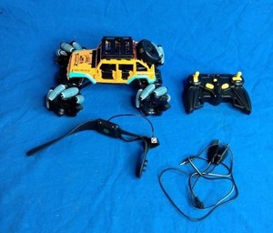 lot 241 image: CIS 118-Scale Remote-Controlled 4WD Metal Body Truck with Gesture Remote - Orange