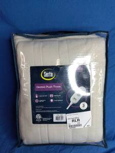 lot 204 image: Serta Fleece to Sherpa Heated Throw - Ivory