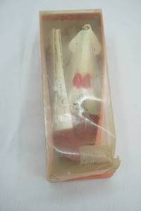lot 72 image: Vintage Bucks Baits The Spoonplug in original packaging