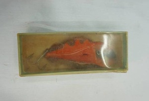 lot 73 image: Vintage Bucks Baits The Spoonplug in original packaging. 100 Series
