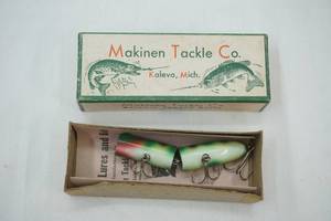 lot 82 image: Vintage Holi-Comet Lure Makinen Tackle Co. 1940s
