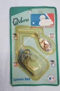lot 105 image: Vintage Oxboro MLB Spinnerbait Atlanta Braves