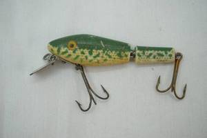lot 116 image: Vintage L&S Bass Master Model 15 Jointed Fishing Lure