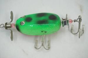 lot 117 image: Vintage Fishing Lure