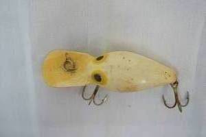 lot 123 image: Vintage Storm Original Wiggle Wart Fishing Lure