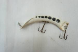 lot 131 image: Vintage Moby Dick F with black dots Fishing Lure